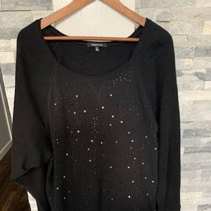 Relativity XL black sweatshirt with sequin. This is a very comfortable top that